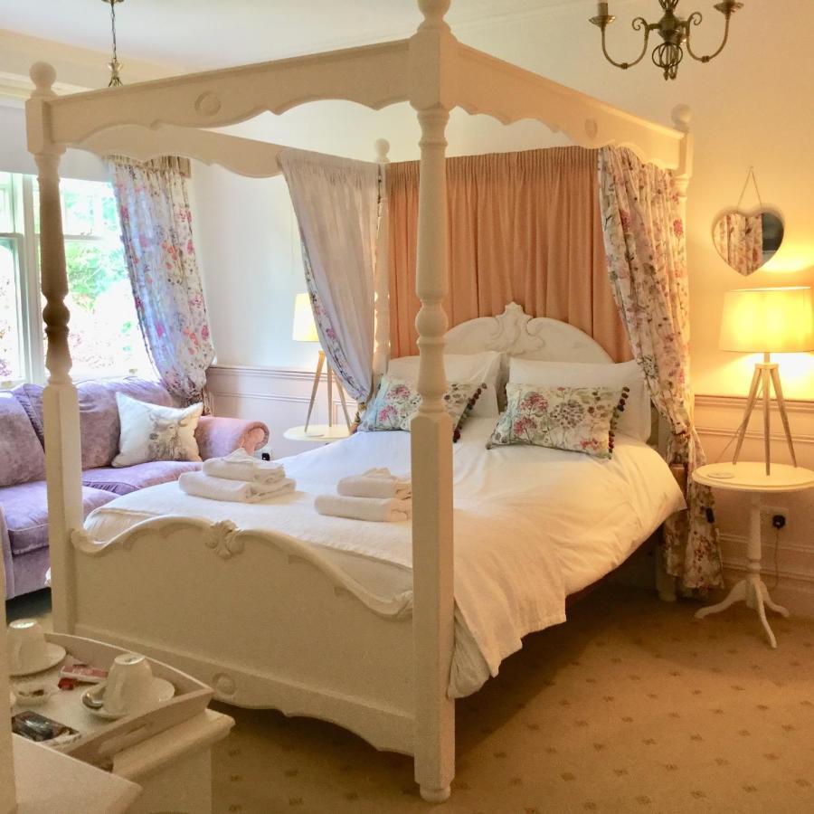 Storrs Gate House Bed & Breakfast โบว์เนส ออน วินเดอเมียร์ ภายนอก รูปภาพ