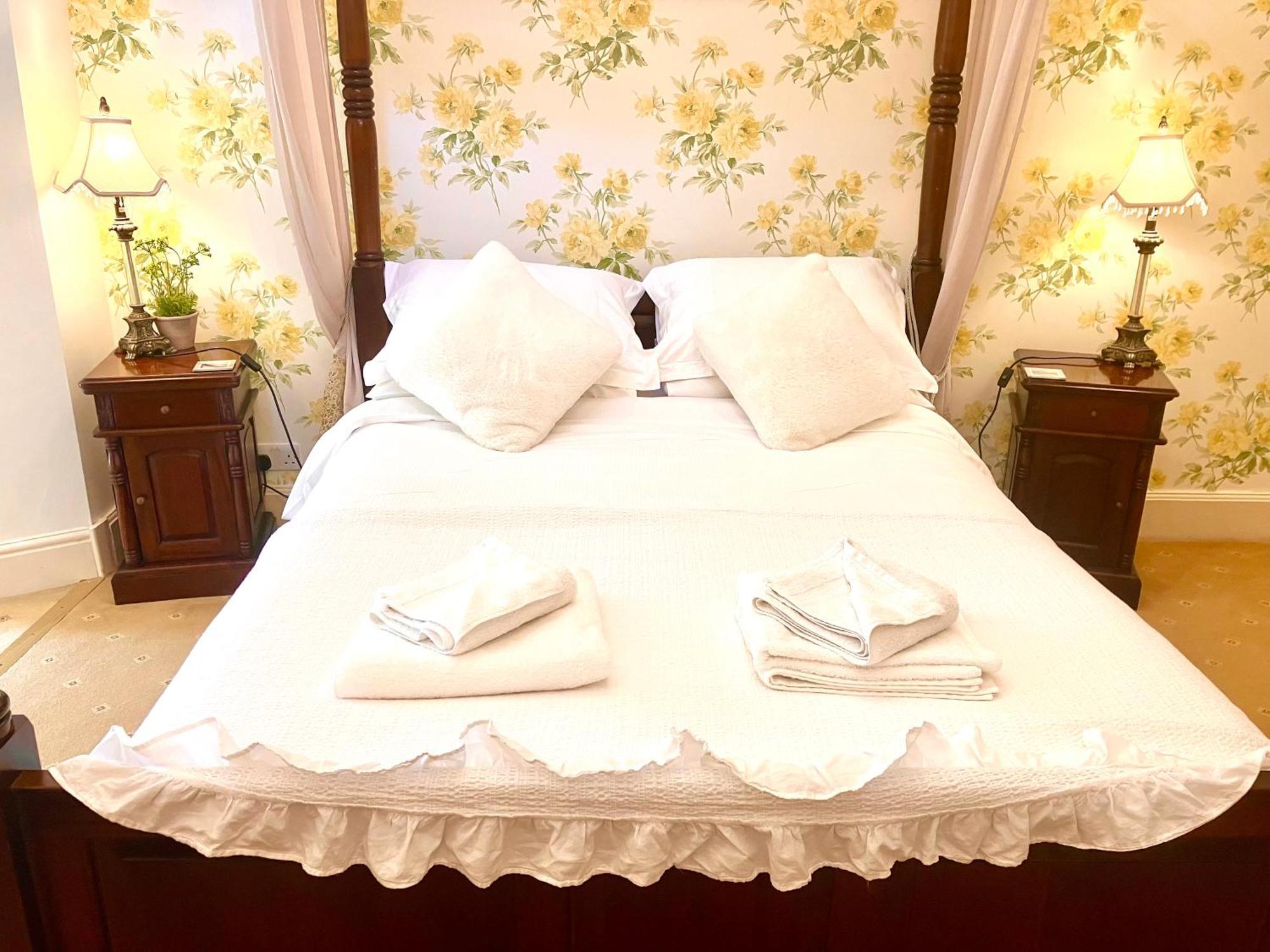 Storrs Gate House Bed & Breakfast โบว์เนส ออน วินเดอเมียร์ ภายนอก รูปภาพ