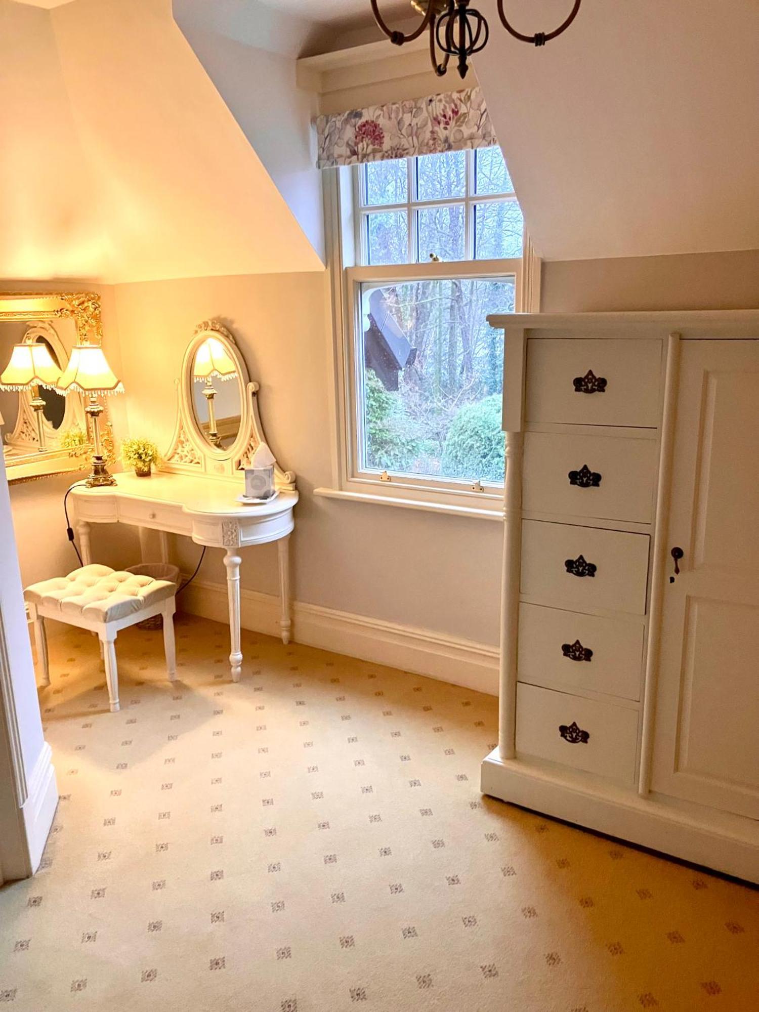 Storrs Gate House Bed & Breakfast โบว์เนส ออน วินเดอเมียร์ ภายนอก รูปภาพ