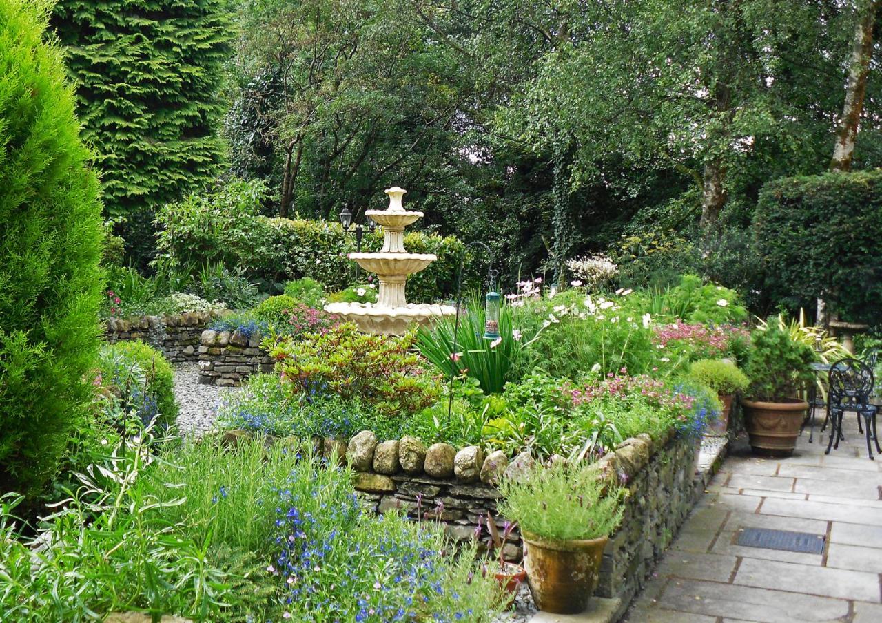 Storrs Gate House Bed & Breakfast โบว์เนส ออน วินเดอเมียร์ ภายนอก รูปภาพ
